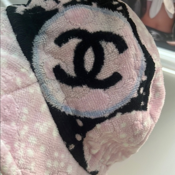 Chanel Bucket Hat - Picture 3 of 5